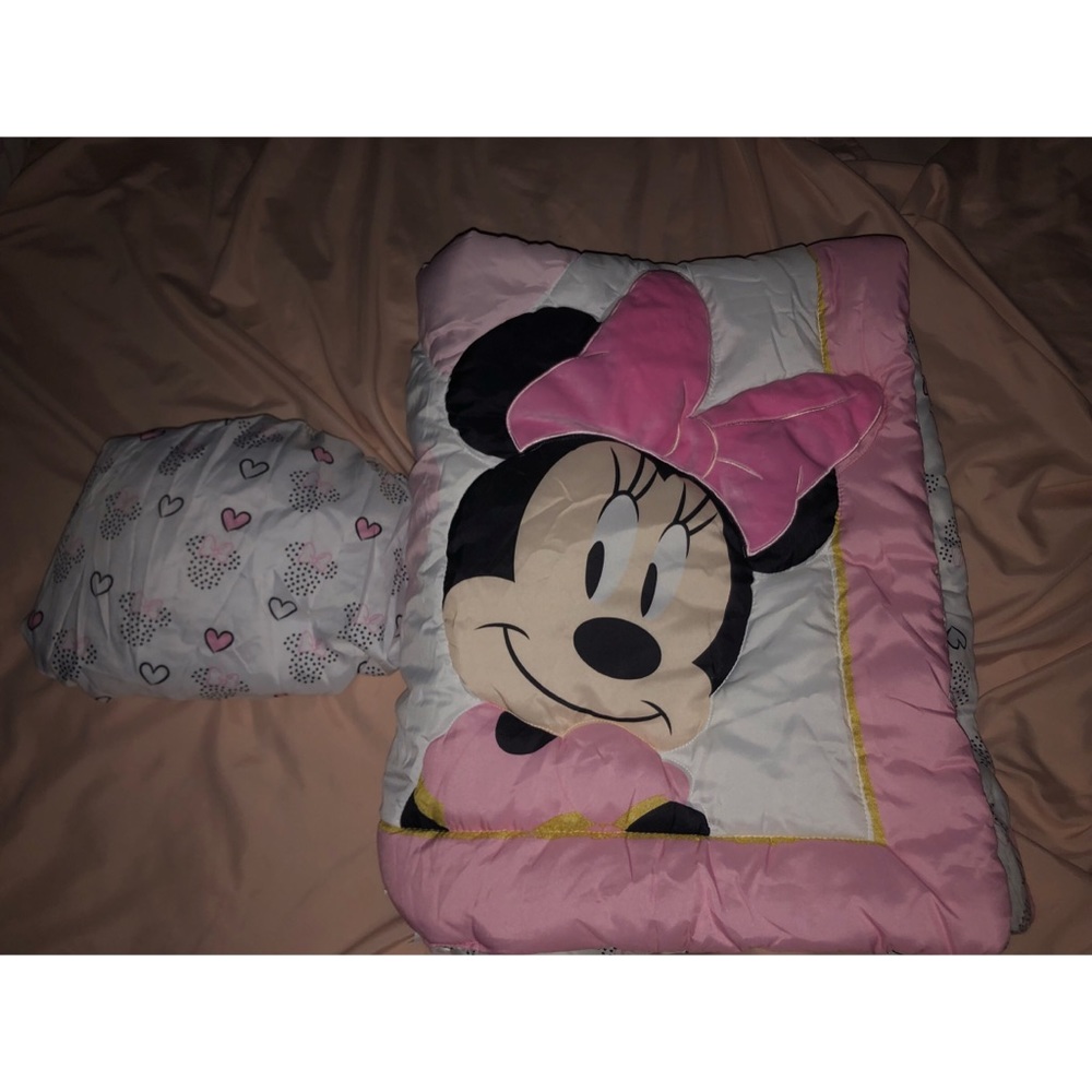 🌹3/$10🌹Disney Minnie Mouse Crib Comforter & Fitted sheet